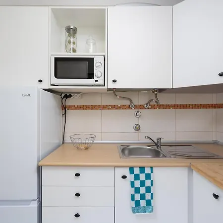 Apartment Sunny W/ Balcony In By Lovelystay