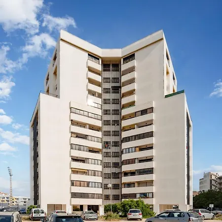 Apartment Sunny W/ Balcony In By Lovelystay Portimao